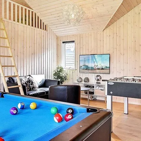 Sleeps 18 Pool Wifi *