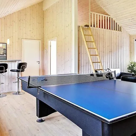 Sleeps 18 Pool Wifi بيت للعطل